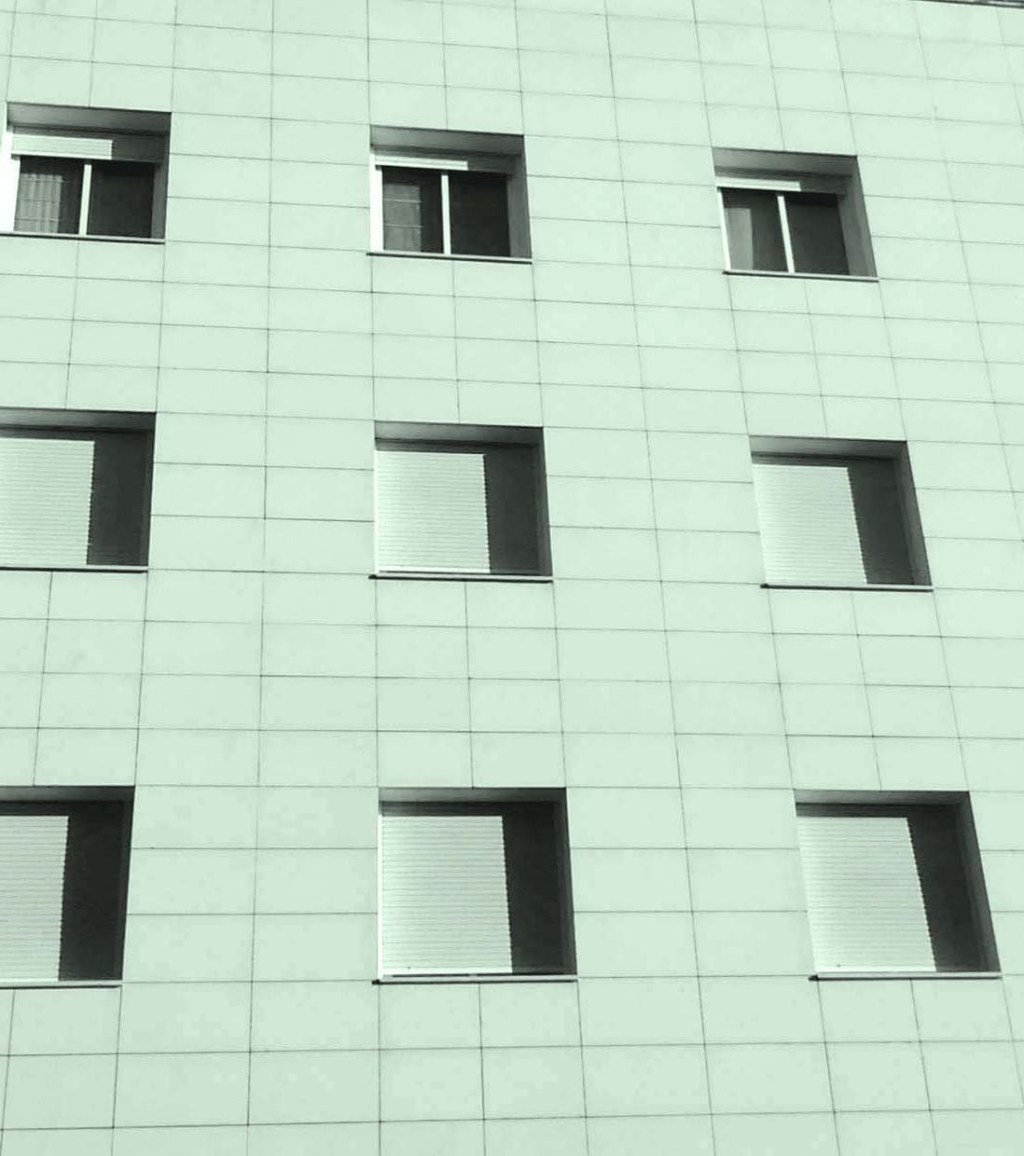 EDIFICIO DE 24 VIVIENDAS Y&nbsp;GARAJE