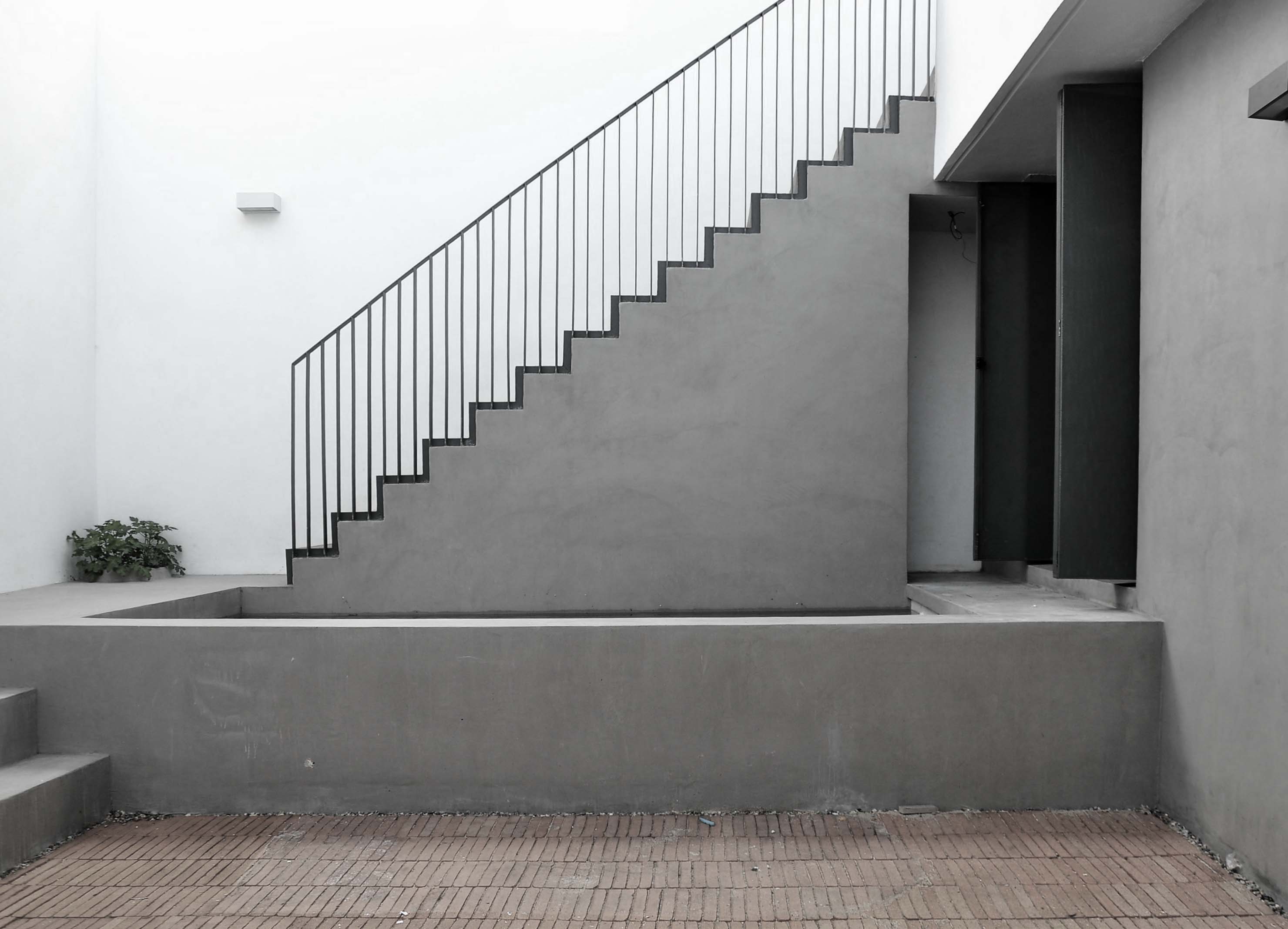 exterior04